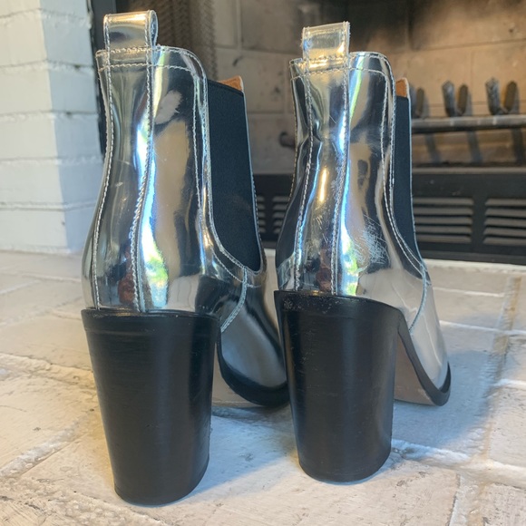 (Off-White) Block Heel Metallic Cowboy Booties - Picture 7 of 11
